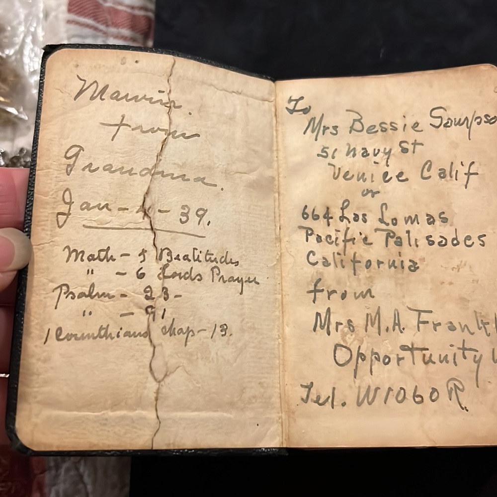 1920’s or early ‘30s New Testament & Psalms Collins clear type Bible pocket size